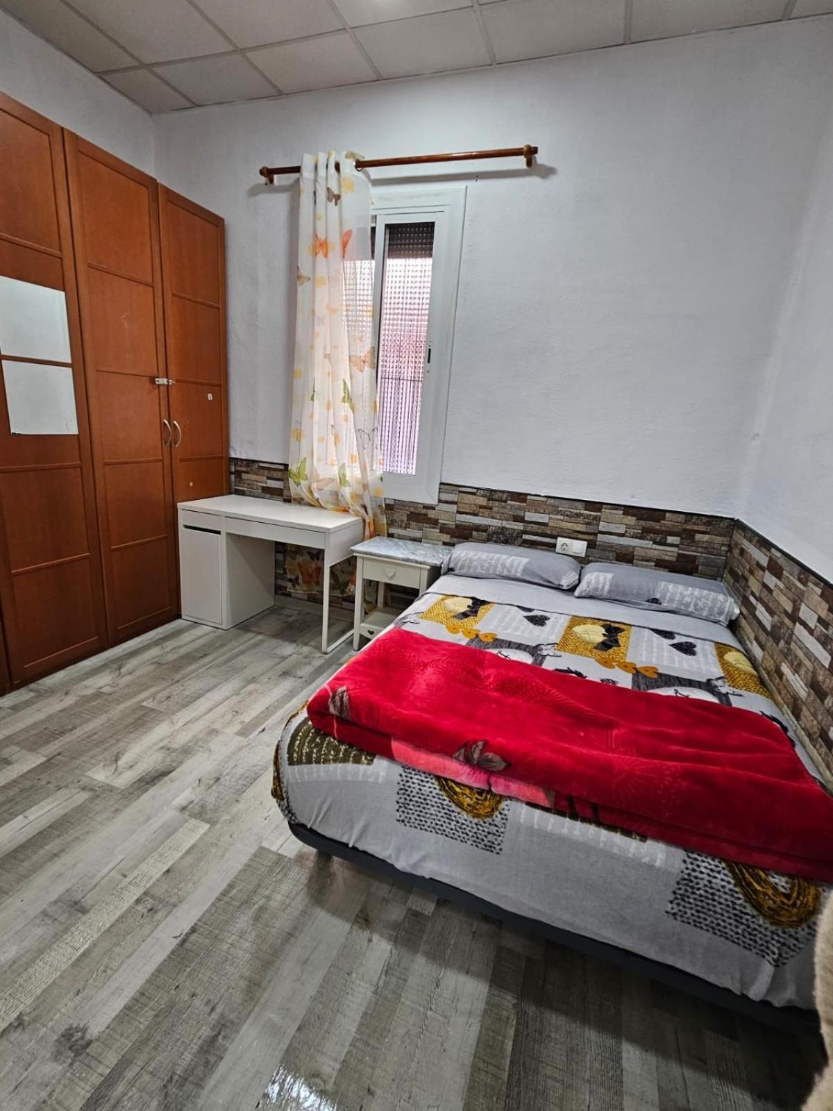 הוספיטלט דה יוברגאט Habitacion Doble Con Bano Privado מראה חיצוני תמונה