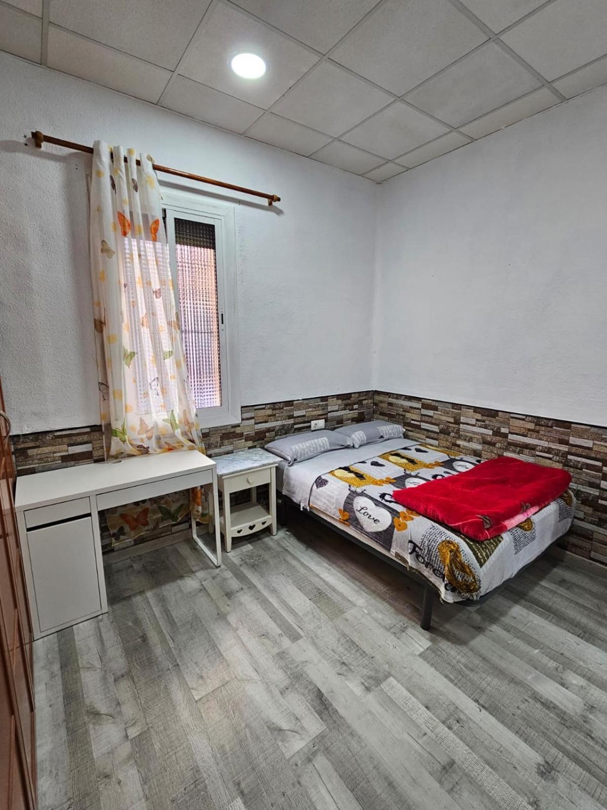 הוספיטלט דה יוברגאט Habitacion Doble Con Bano Privado מראה חיצוני תמונה